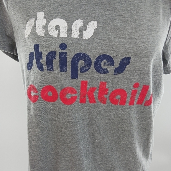Grayson Threads T Shirt Womens Gray Stars Stripes Cocktails Patriotic USA - Picture 3 of 7